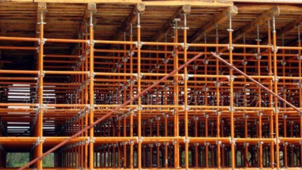 什么是滿堂腳手架？建筑施工中的關(guān)鍵支撐系統(tǒng)